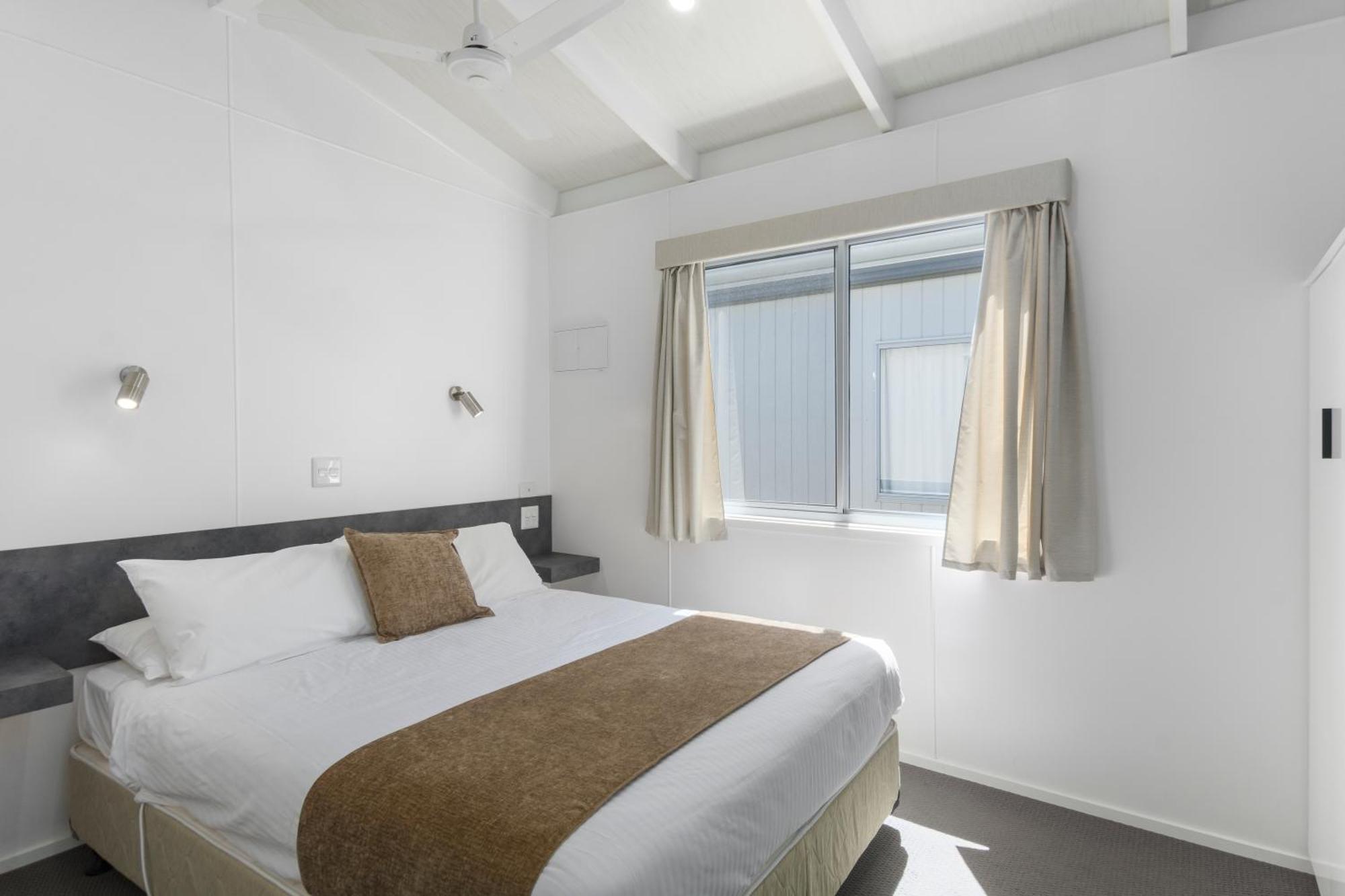 Ingenia Holidays Eden Beachfront Екстериор снимка