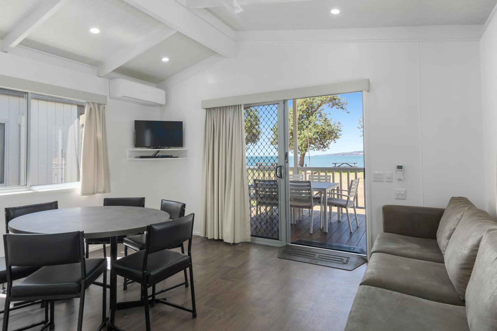 Ingenia Holidays Eden Beachfront Екстериор снимка