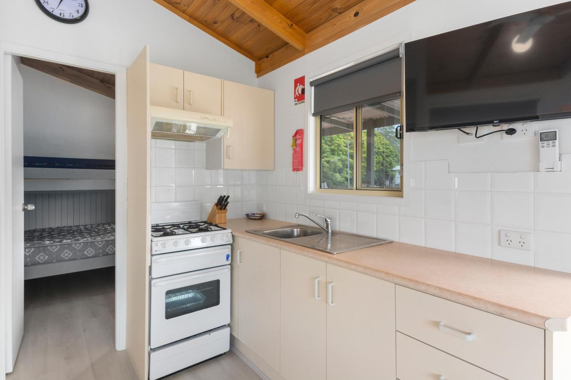 Ingenia Holidays Eden Beachfront Стая снимка